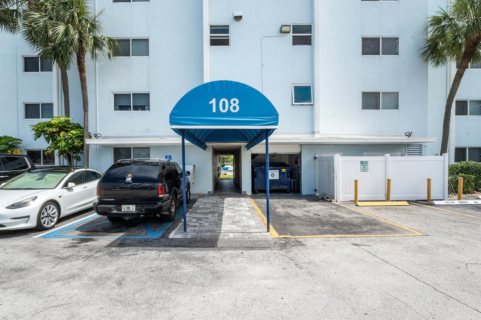 108 Paradise Harbour Boulevard # 107, North Palm Beach FL 33408 photo 3