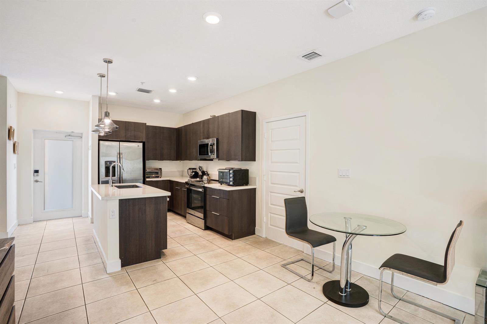 4725 NW 85th Avenue # 43, Doral FL 33166 photo 4