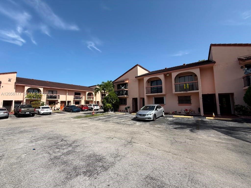 2560 W 53rd St # 502, Hialeah FL 33016