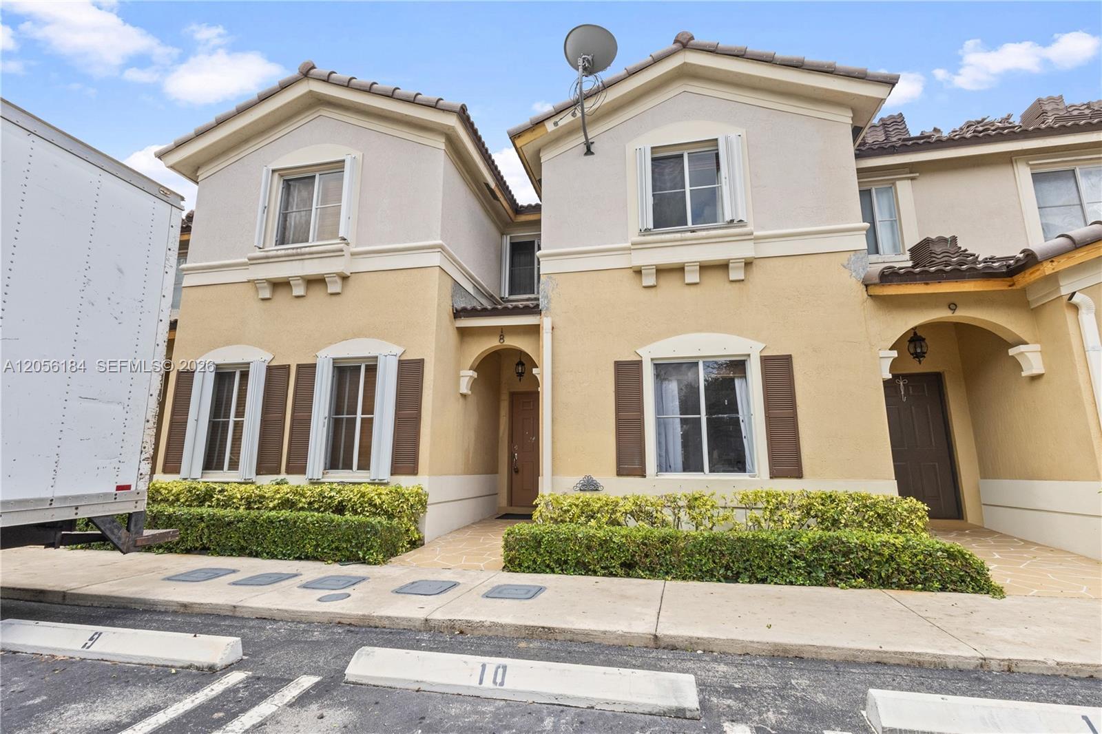 8862 W Flagler St # 8, Miami FL 33174