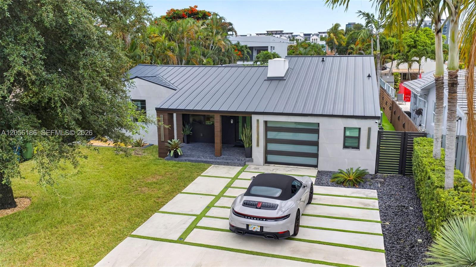 545 NE 9th Ave, Fort Lauderdale FL 33301