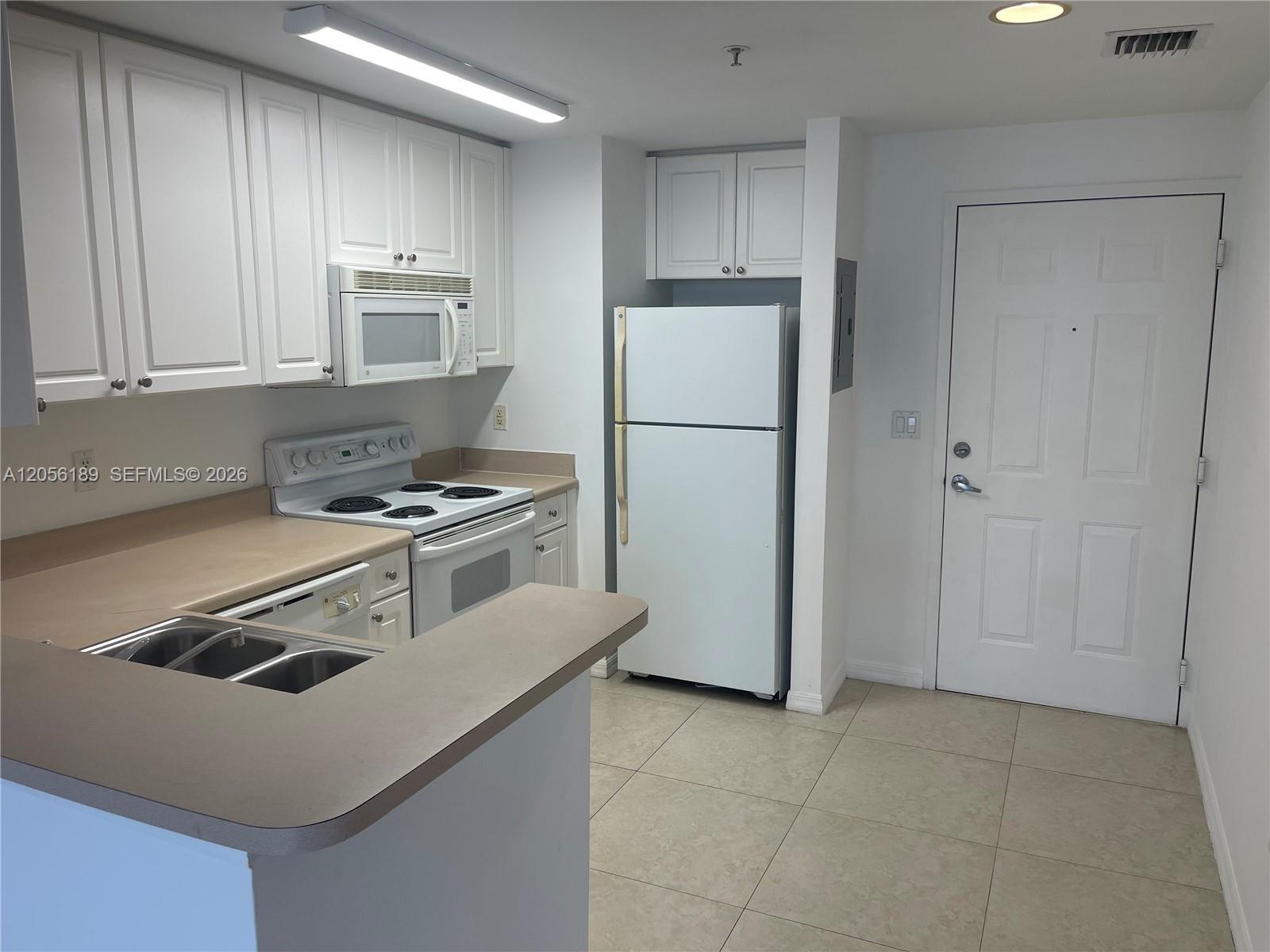 255 Evernia St # 616, West Palm Beach FL 33401 photo 2