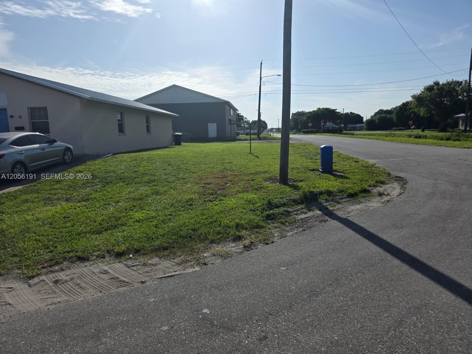 00 W Alveredez Ave, Clewiston FL 33440 photo 5