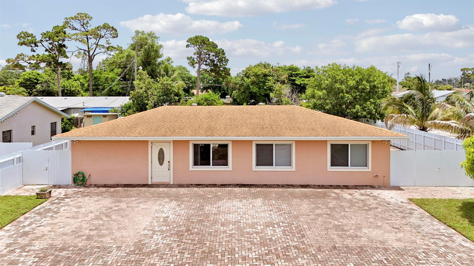 2488 Pineway Drive, West Palm Beach FL 33415 photo 2