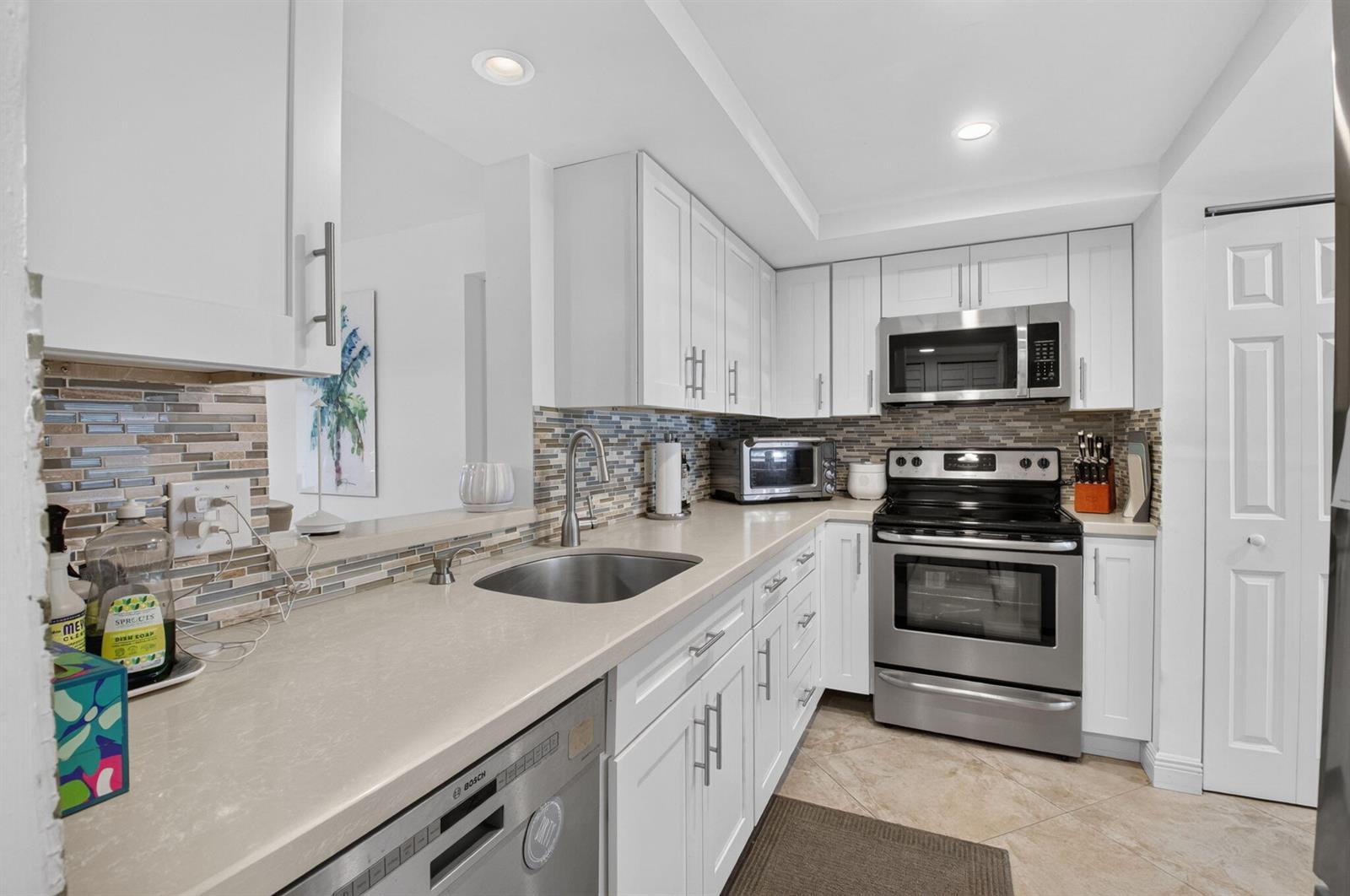 14849 Cumberland Drive # 1060, Delray Beach FL 33446 photo 2