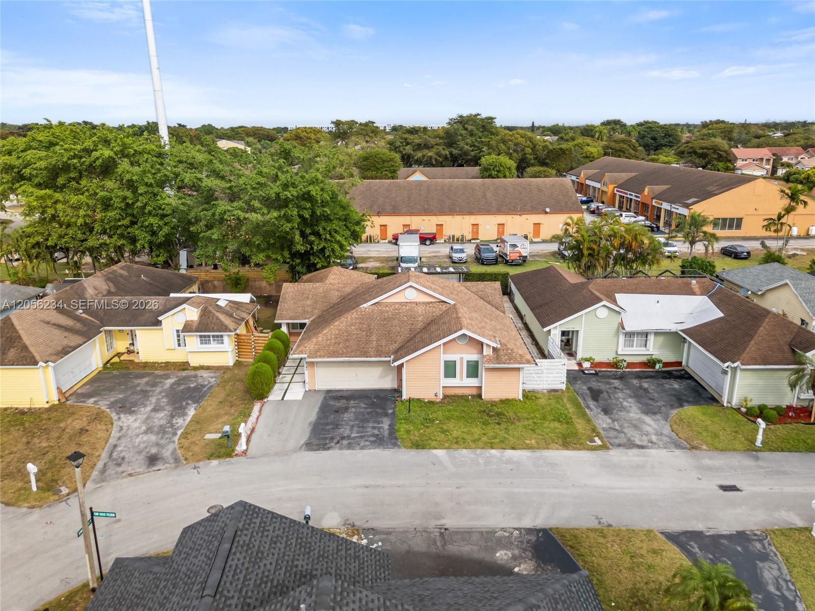 14145 SW 100th Ter, Miami FL 33186 photo 2