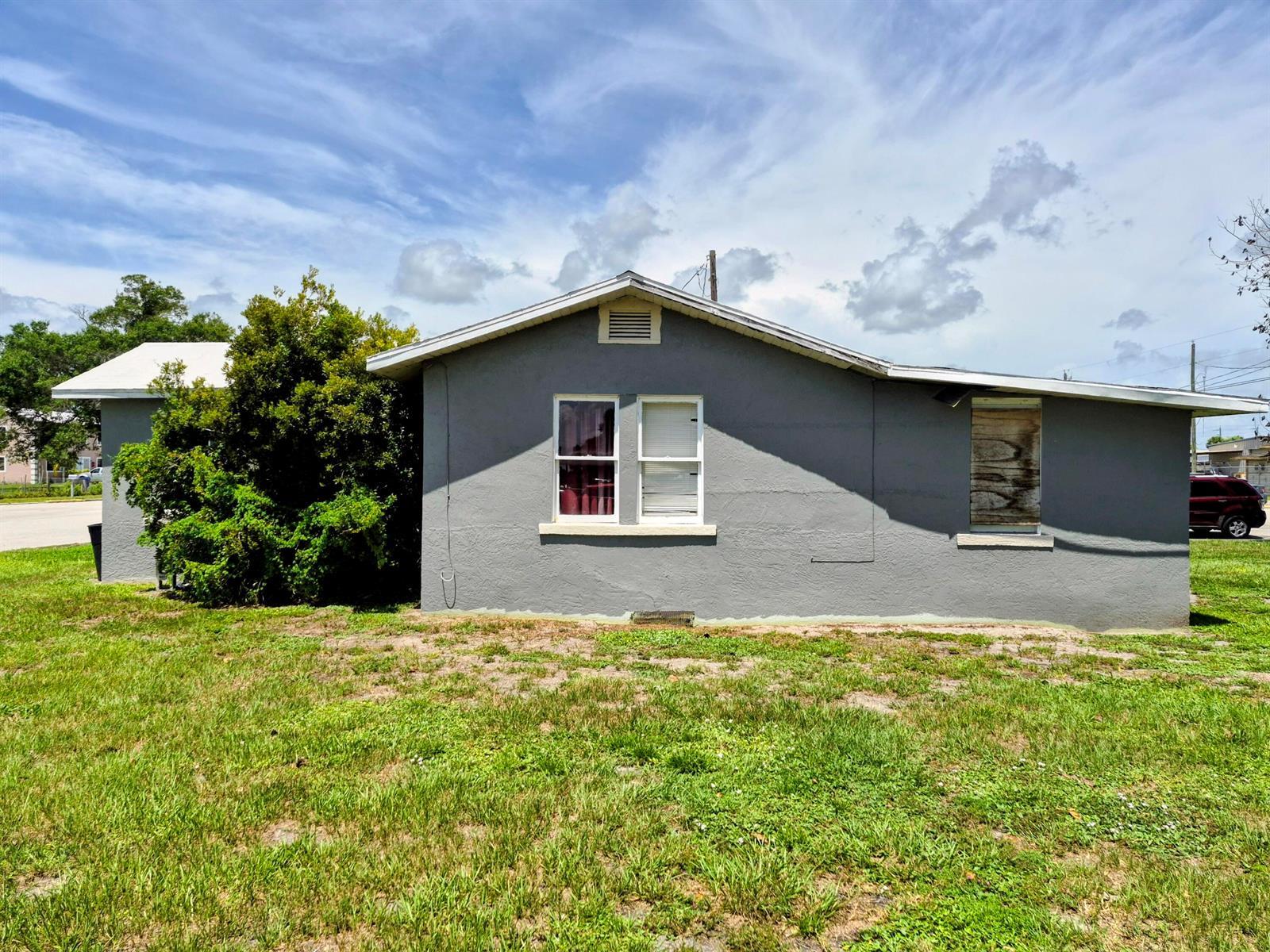 316 SW 3RD Street, Okeechobee FL 34974 photo 2
