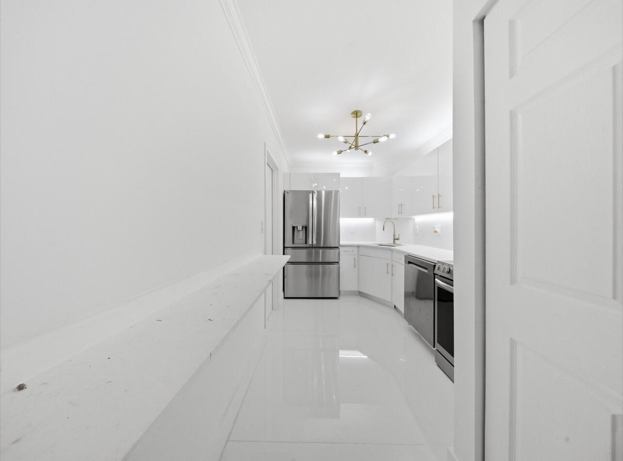 3125 Oakland Shores Drive # B203, Oakland Park FL 33309 photo 3
