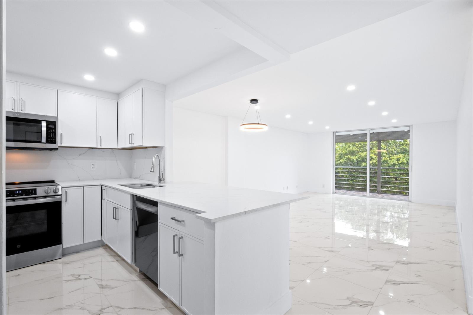 501 E DANIA BEACH Boulevard # 3F, Dania Beach FL 33004 photo 5