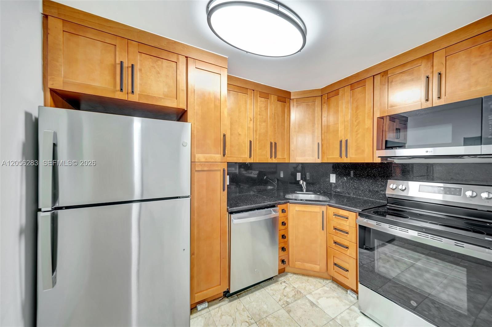1900 Meridian Ave # 303, Miami Beach FL 33139 photo 2