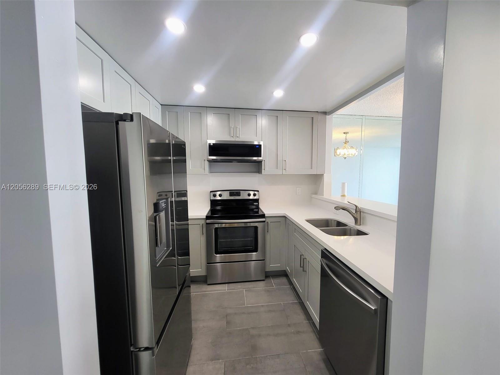 601 Three Islands Blvd # 411, Hallandale Beach FL 33009 photo 5