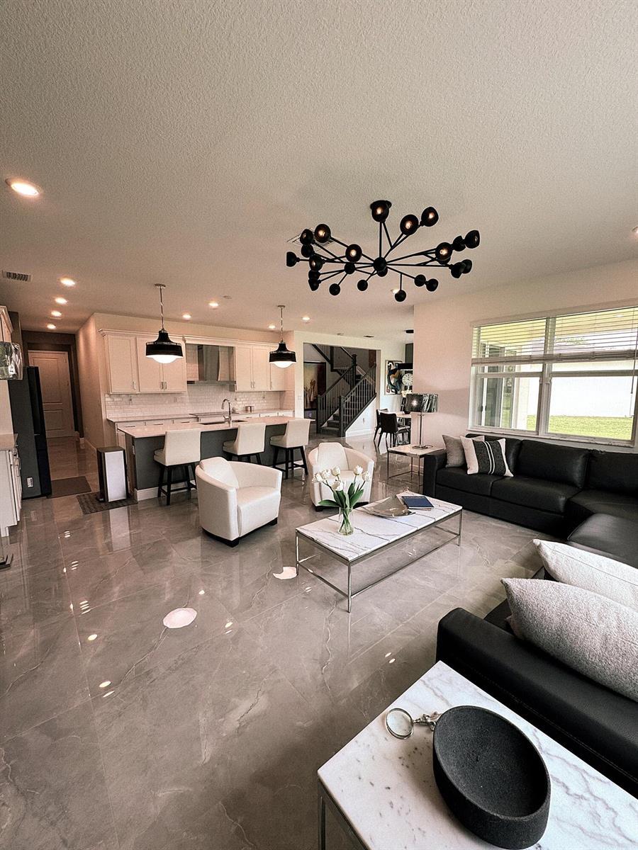 4329 Marina Way, Deerfield Beach FL 33064 photo 2