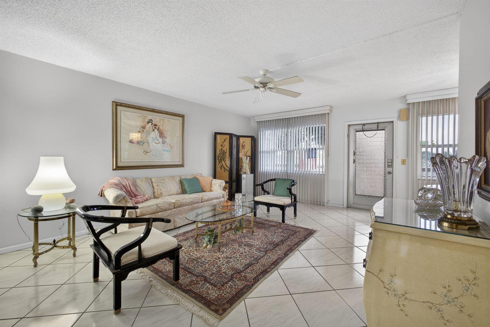 330 WELLINGTON G, West Palm Beach FL 33417 photo 3