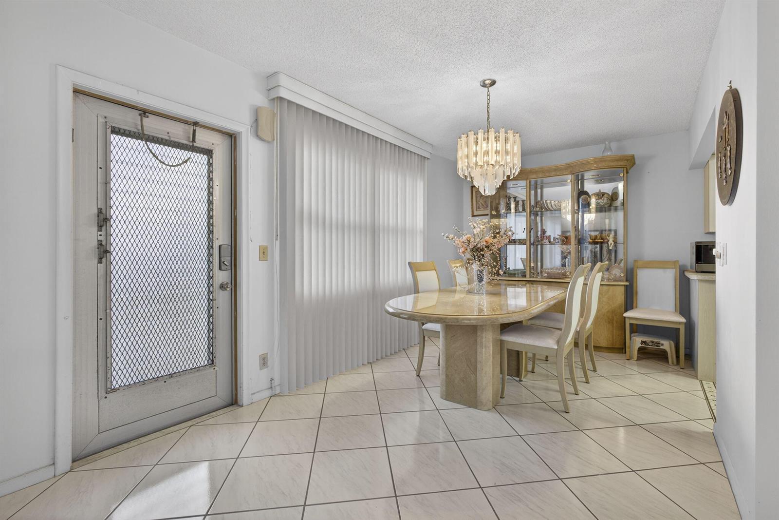330 WELLINGTON G, West Palm Beach FL 33417 photo 4