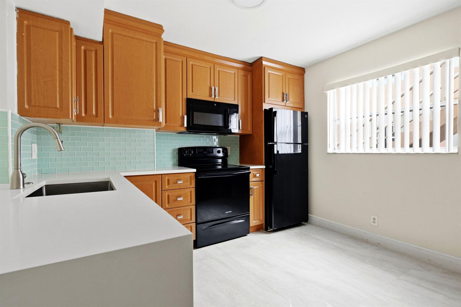 12069 ROYAL PALM Boulevard # 3I, Coral Springs FL 33065 photo 3