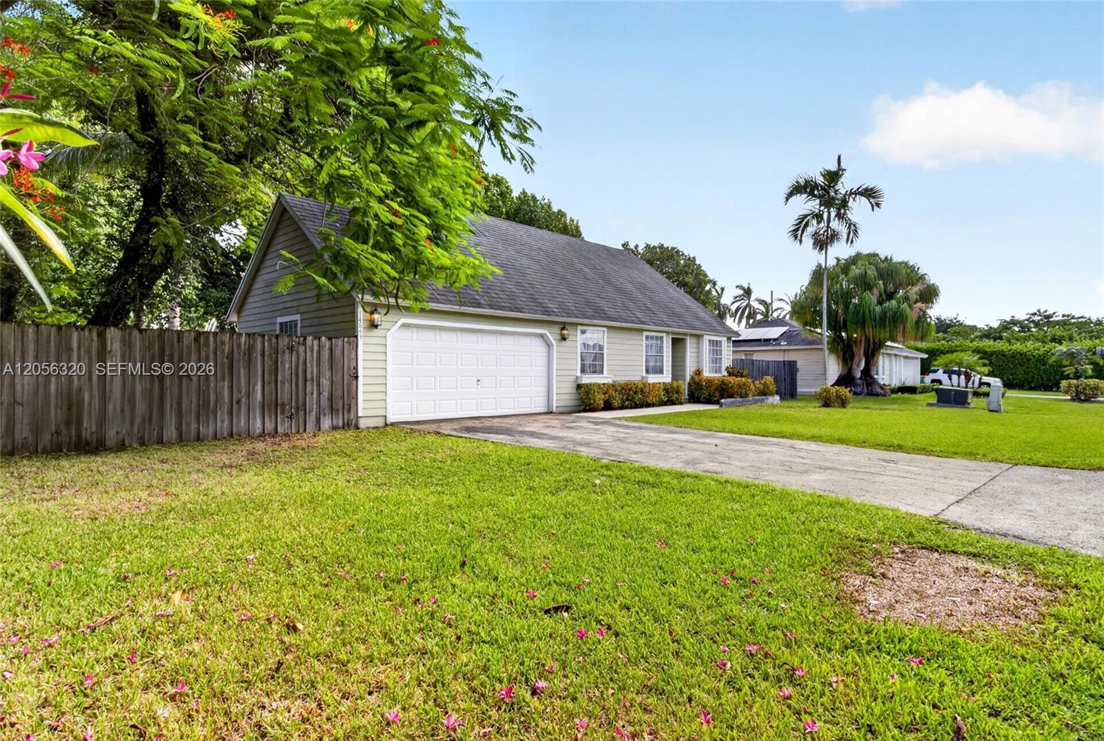 14843 SW 152nd Ter, Miami FL 33187 photo 3