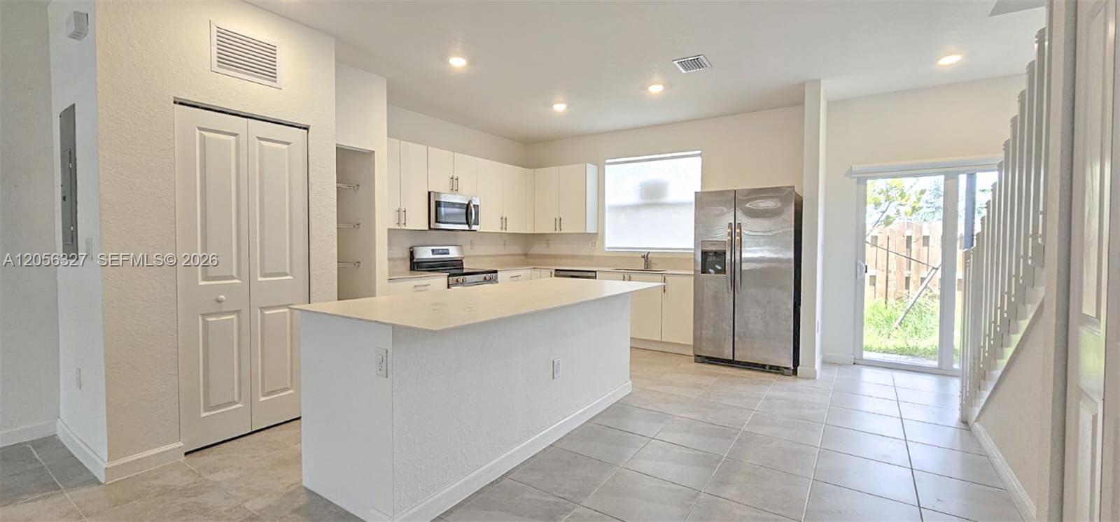 145 SE 11th Ave # 145, Florida City FL 33034 photo 2