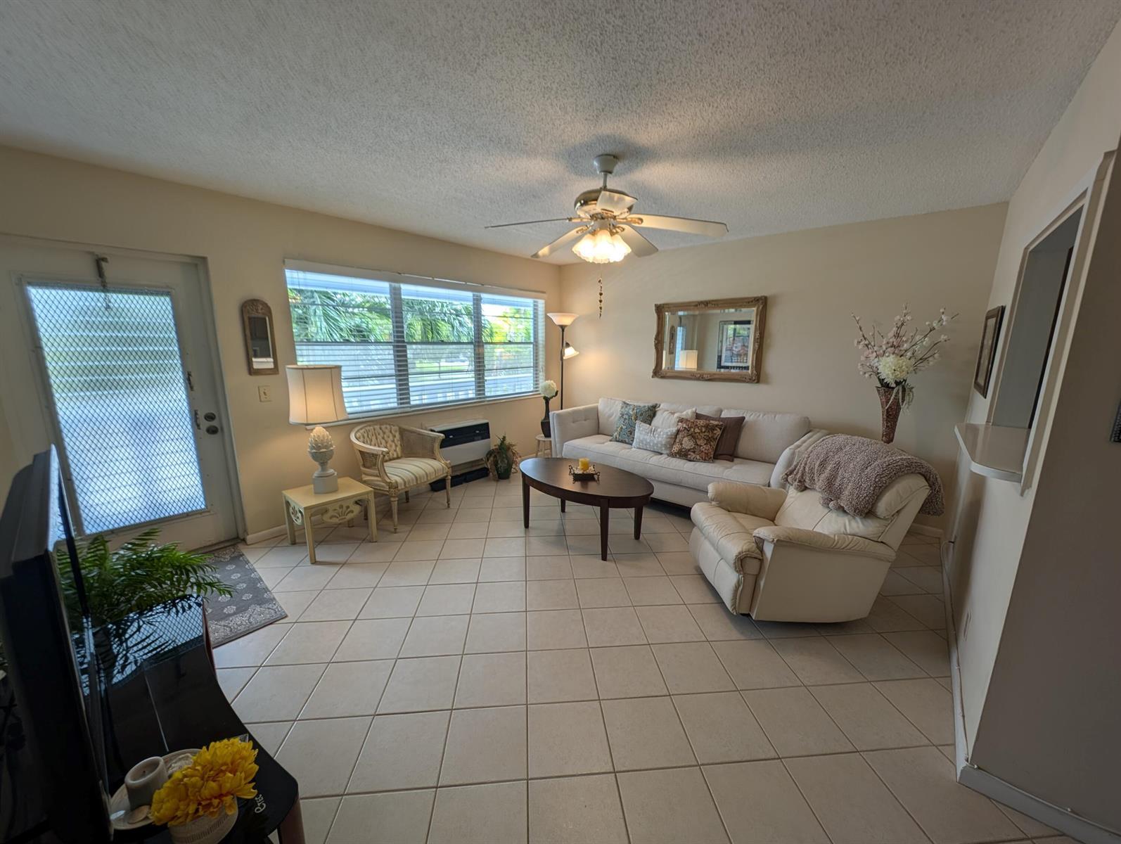 436 Markham T # 436, Deerfield Beach FL 33442 photo 4