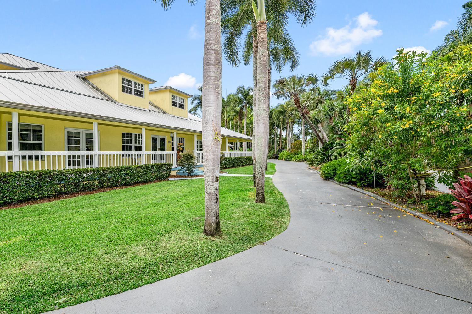 14423 Draft Horse Lane, Wellington FL 33414 photo 4