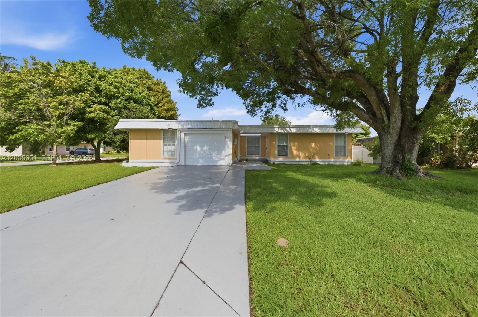 Tamarac, FL 33321 photo 2