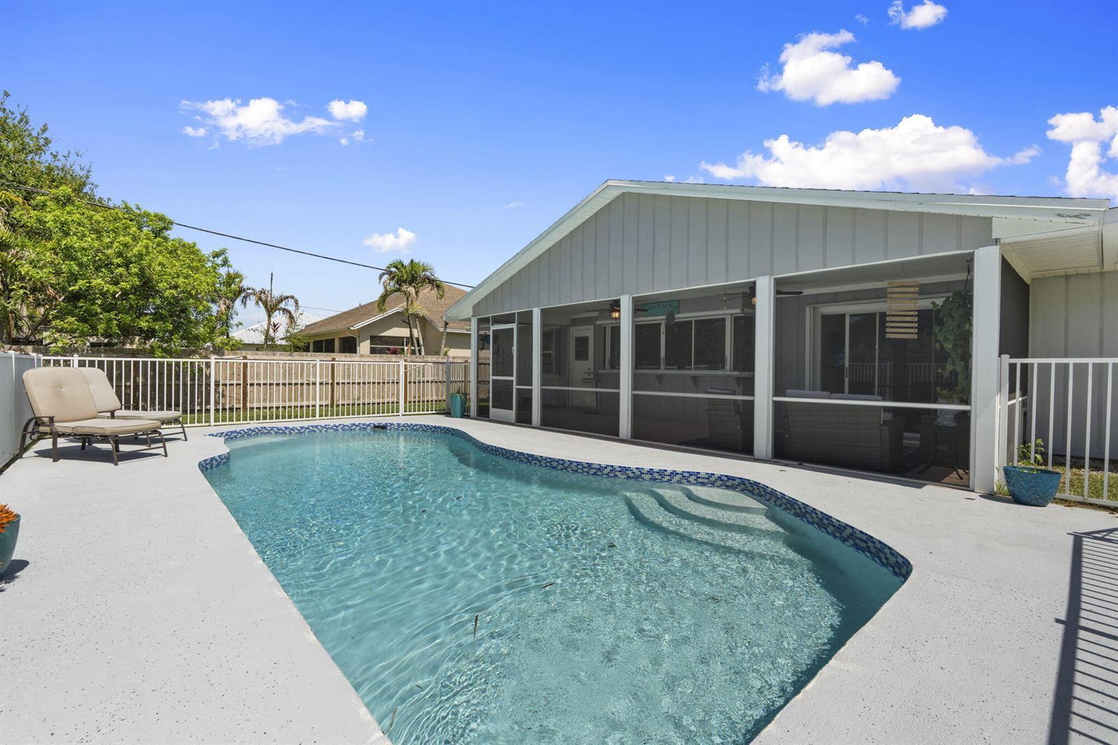 1202 SE Mcfarlane, Port St. Lucie FL 34952 photo 2