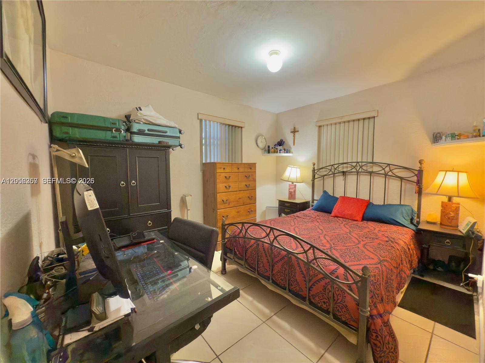 6137 Garfield St, Hollywood FL 33024 photo 5