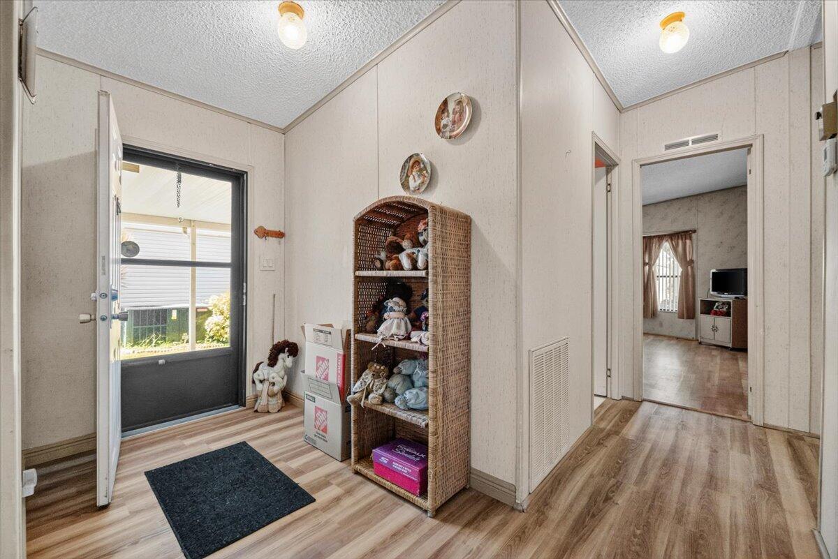 6578 NW 37th Avenue, Coconut Creek FL 33073 photo 3
