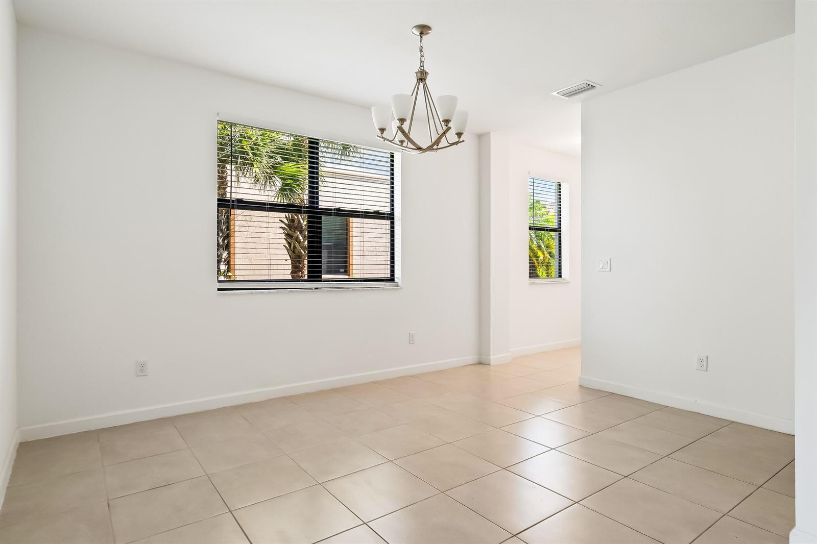 5323 SANTA MARIA Avenue, Boynton Beach FL 33436 photo 5