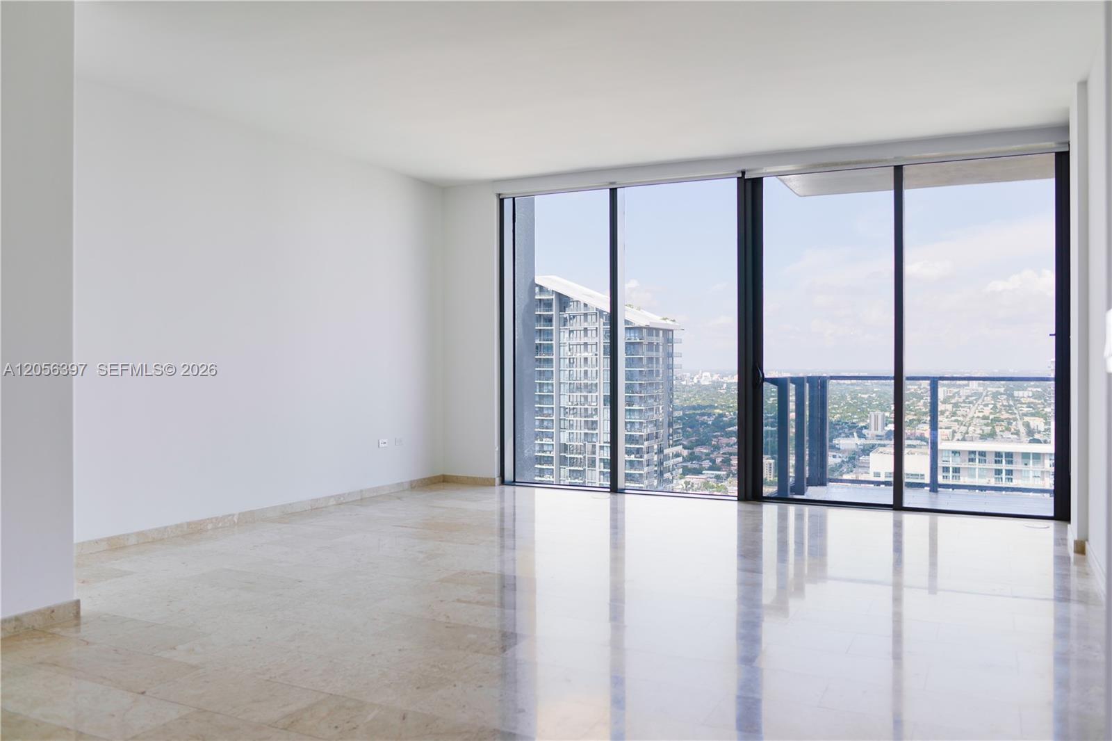 68 SE 6th St # 3908, Miami FL 33130 photo 3