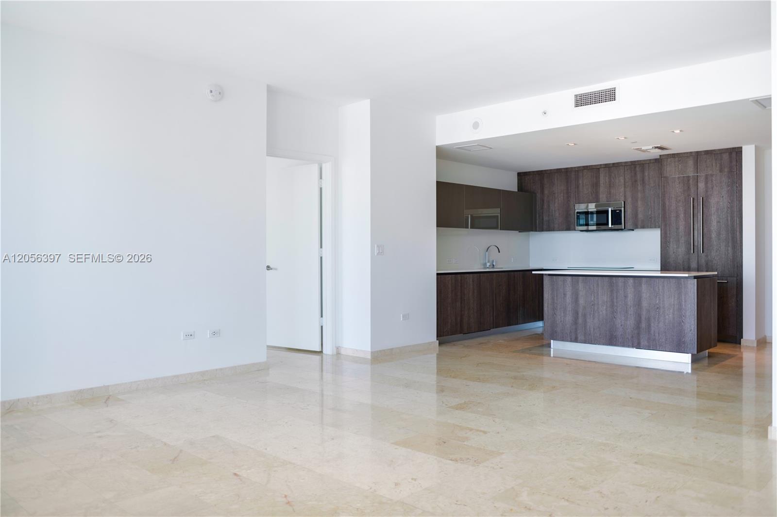 68 SE 6th St # 3908, Miami FL 33130 photo 5