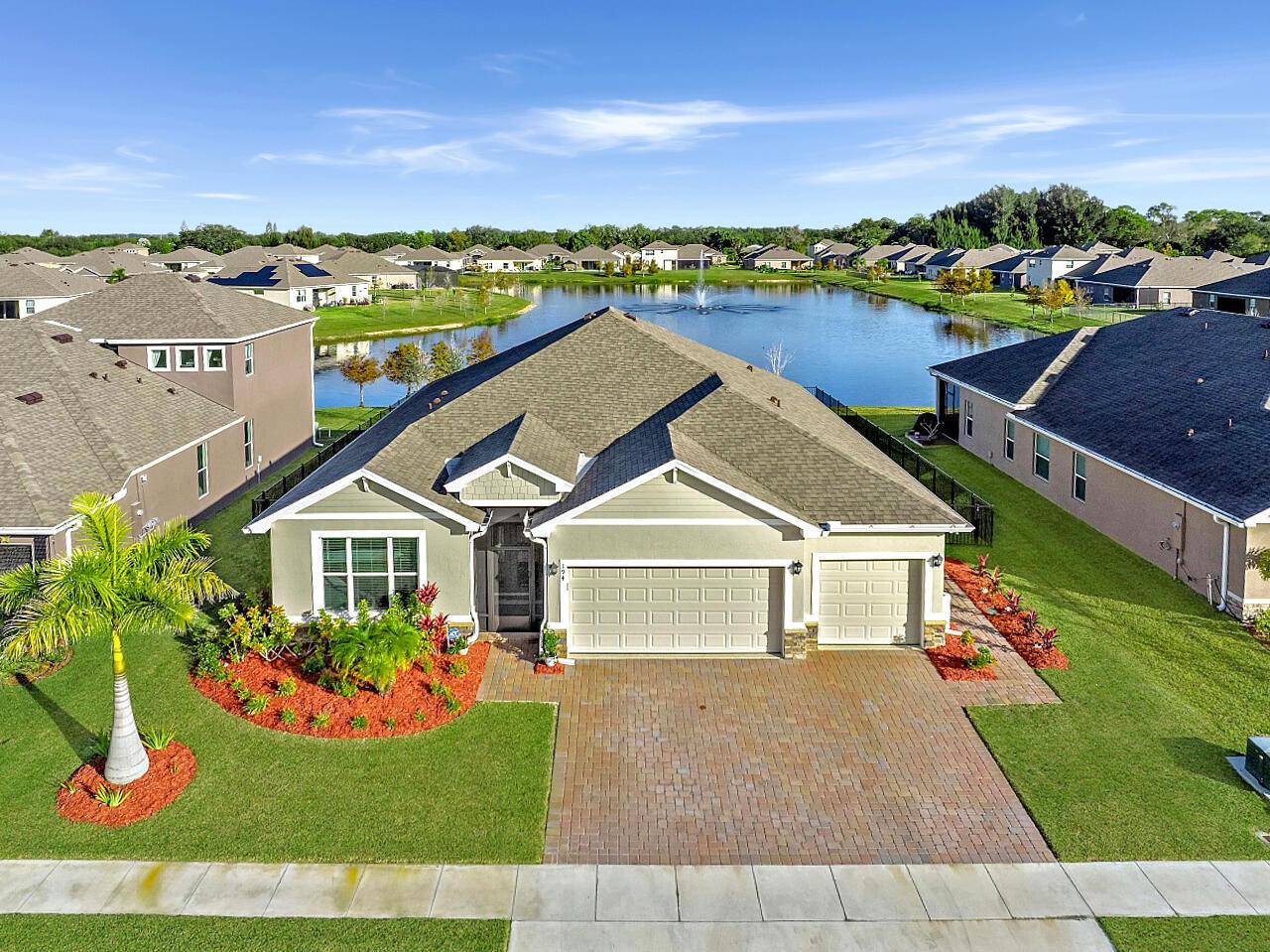 194 52ND Square, Vero Beach FL 32968
