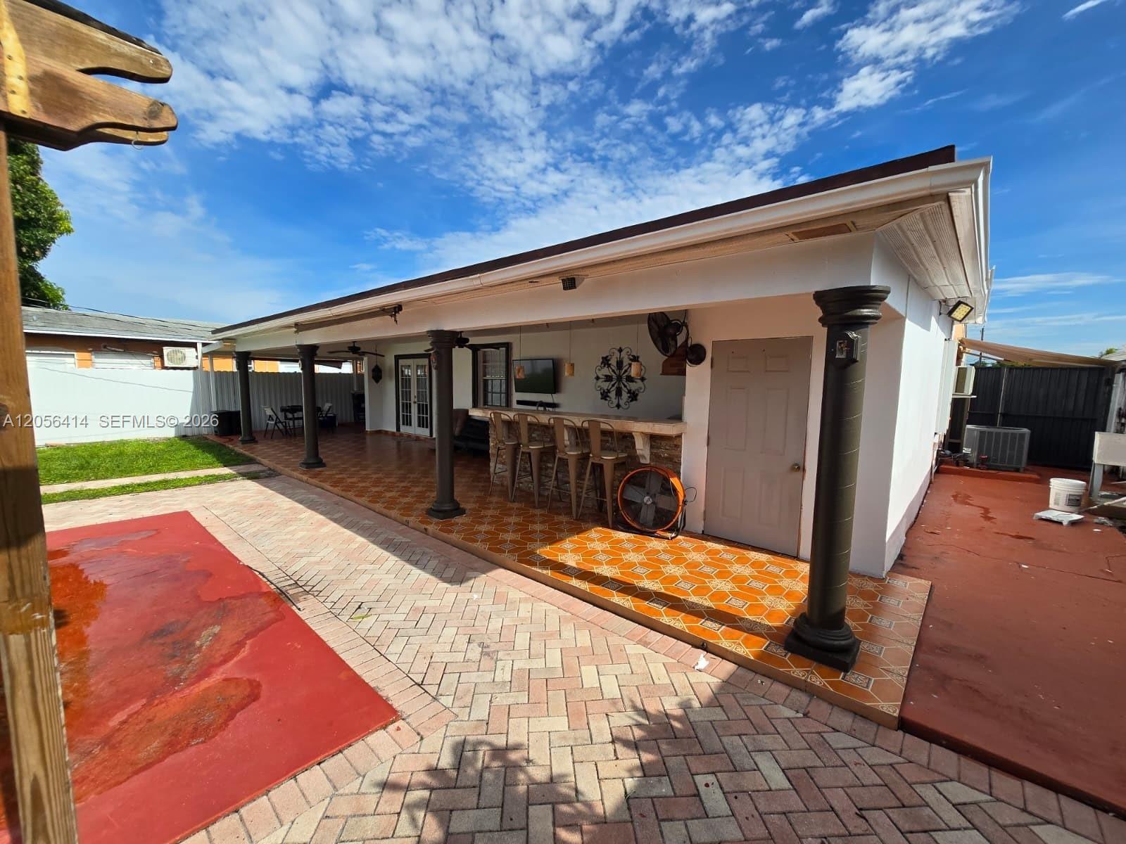 50 E 43rd St, Hialeah FL 33013 photo 3