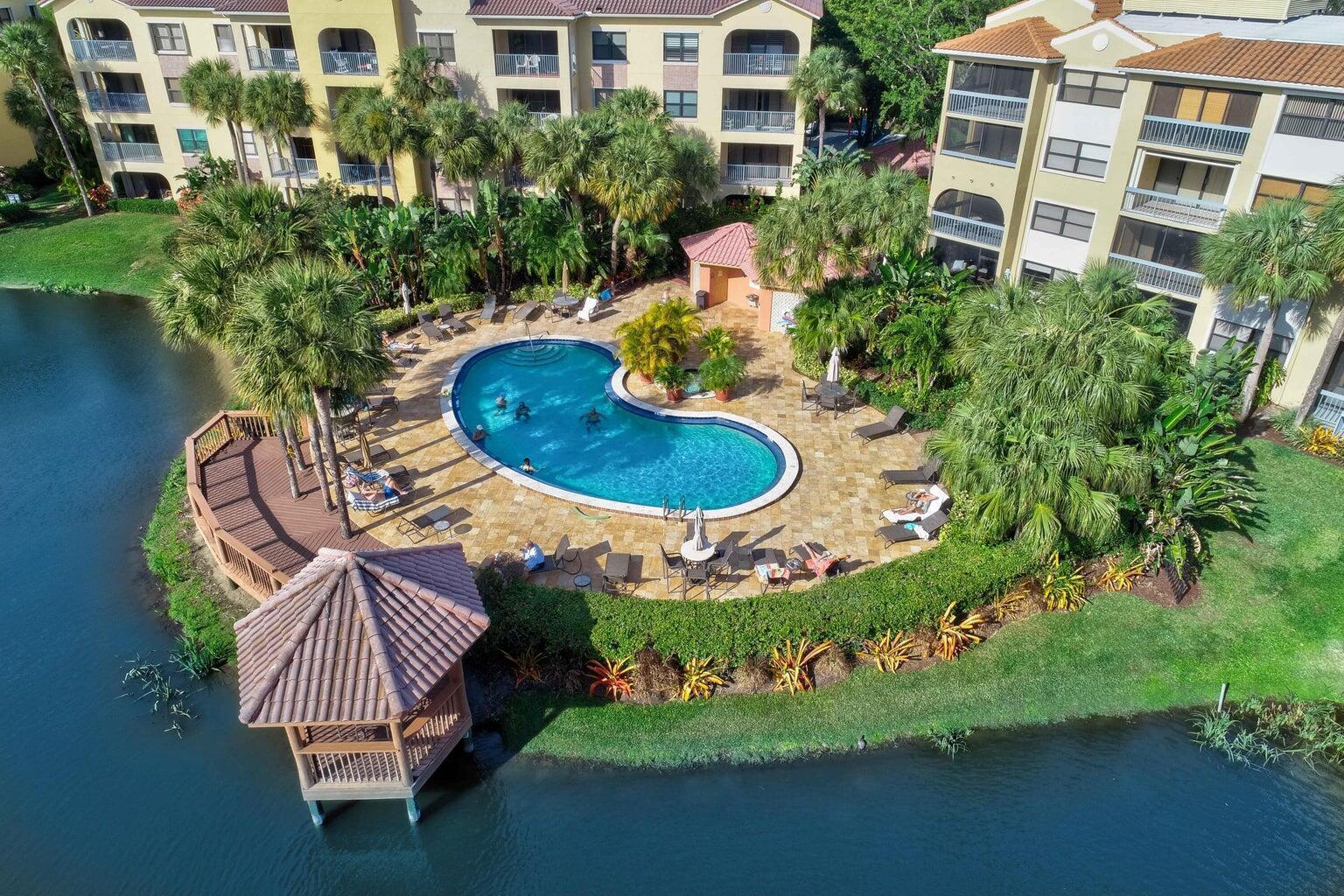 100 UNO LAGO Drive # 402, Juno Beach FL 33408 photo 2