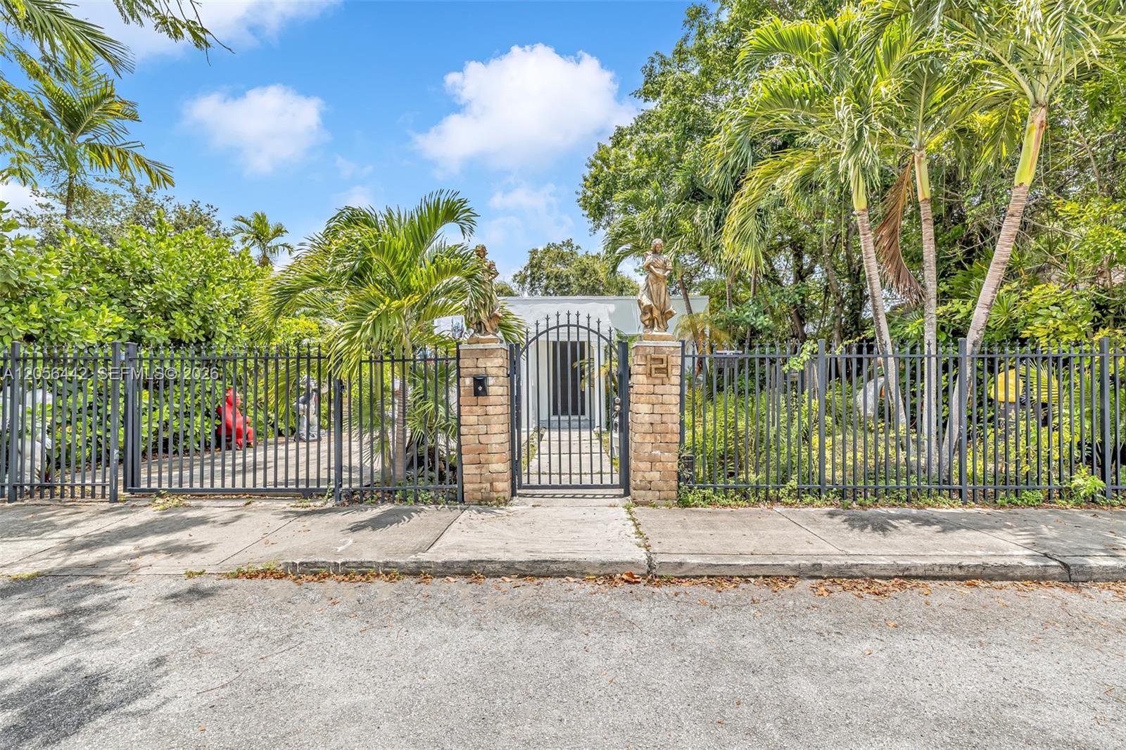 121 NW 47th St, Miami FL 33127