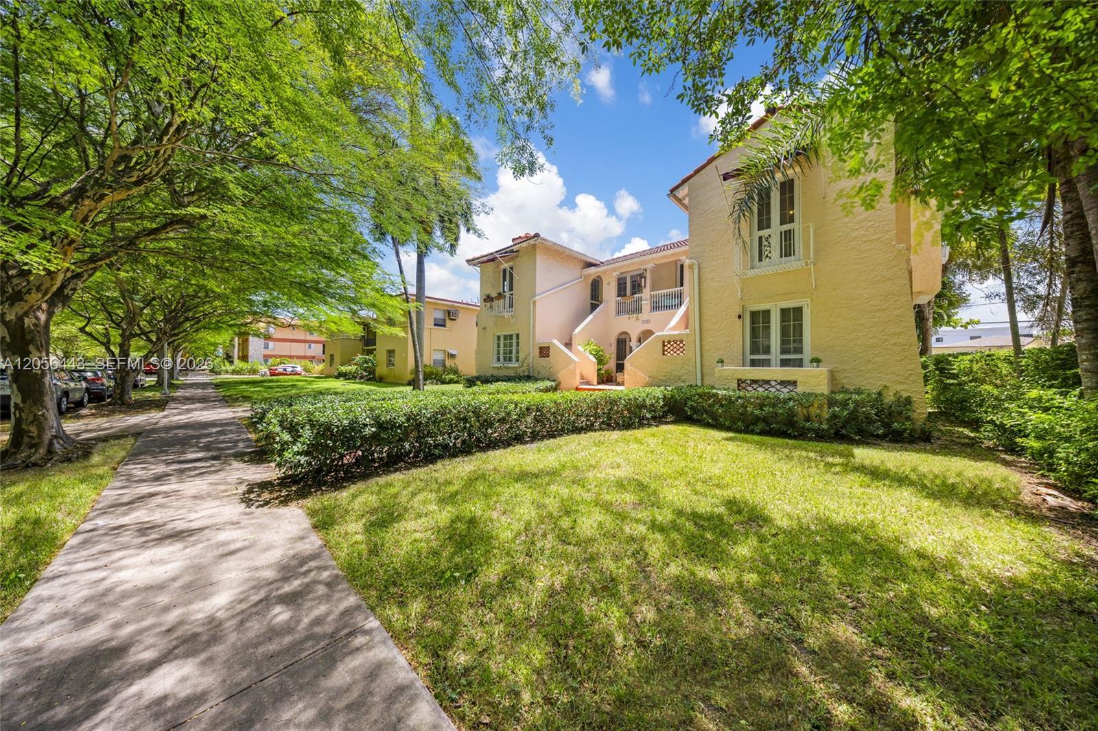 902 Salzedo St # 5, Coral Gables FL 33134 photo 3