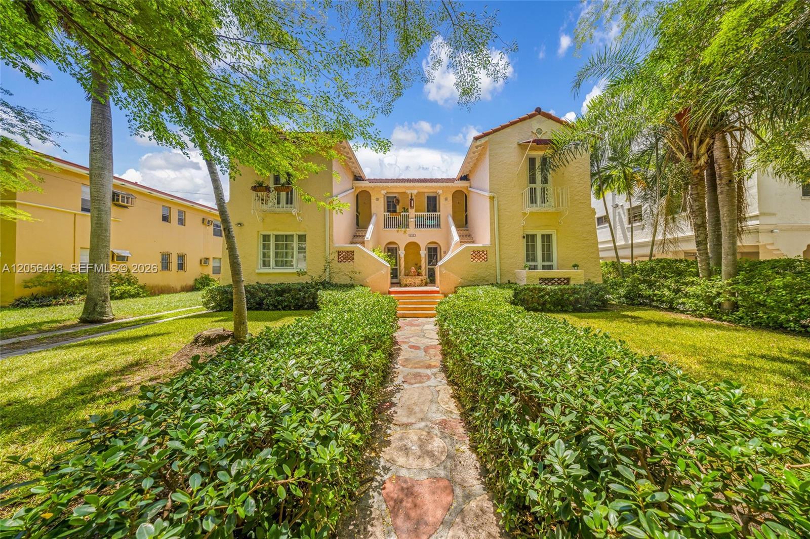 902 Salzedo St # 5, Coral Gables FL 33134