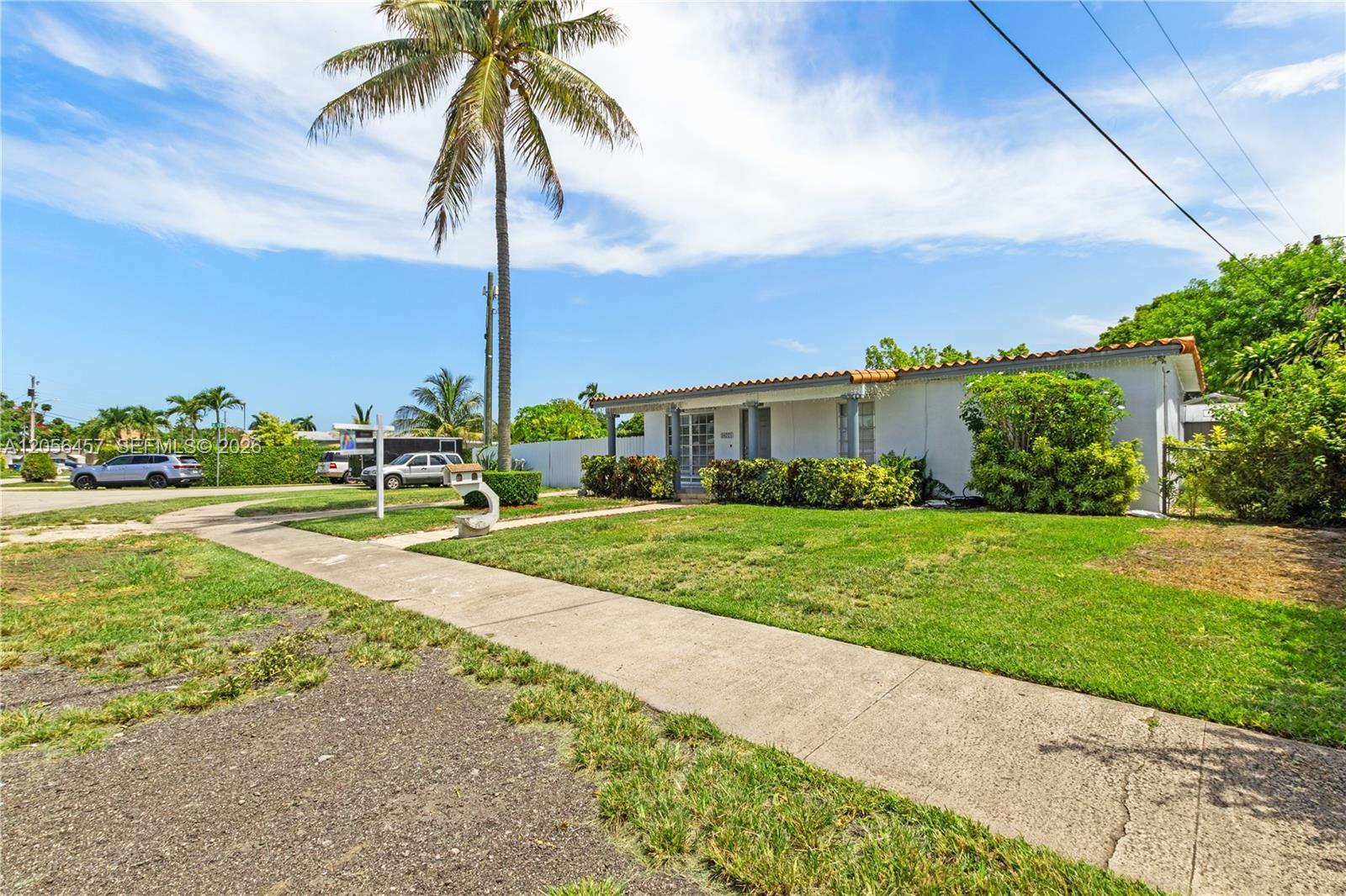 10771 SW 51st Dr, Miami FL 33165 photo 4