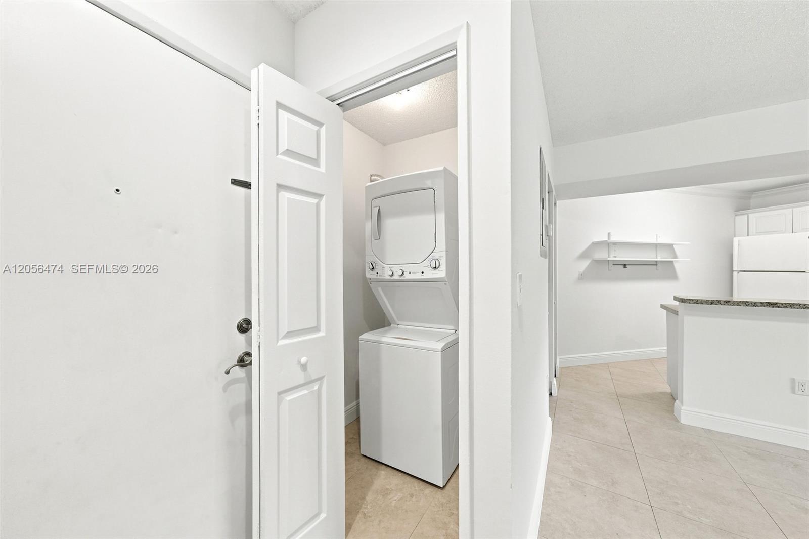 9735 Fontainebleau Blvd # G310, Miami FL 33172 photo 2