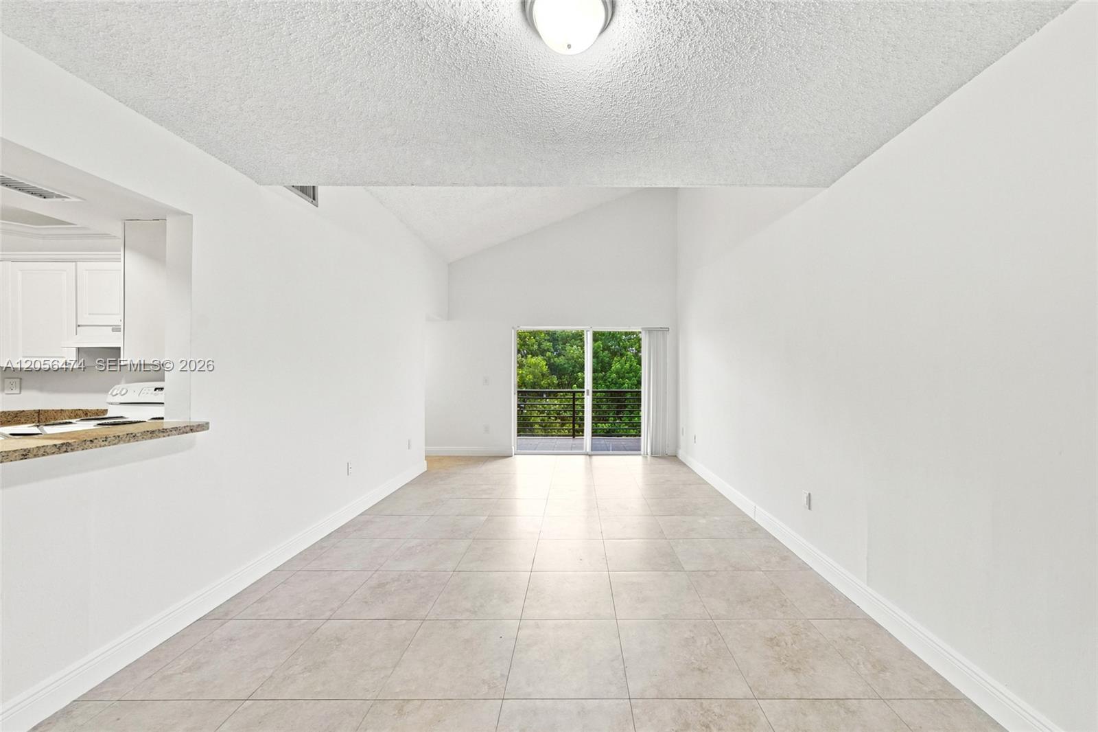 9735 Fontainebleau Blvd # G310, Miami FL 33172 photo 3