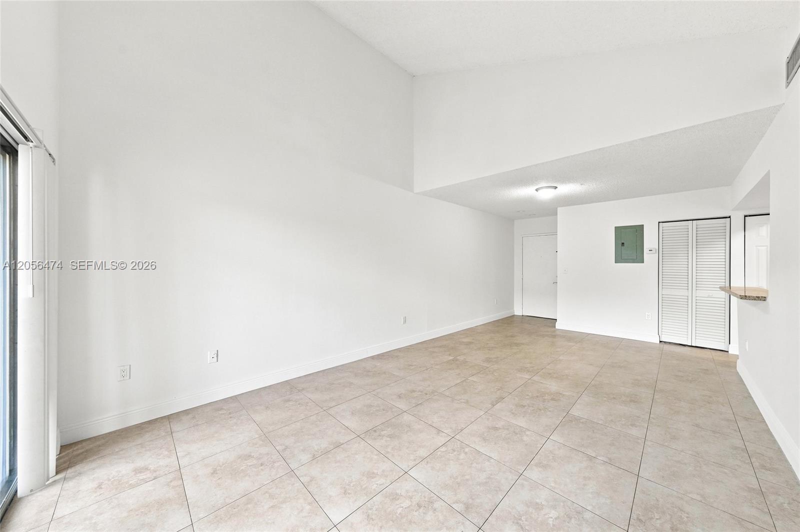 9735 Fontainebleau Blvd # G310, Miami FL 33172 photo 4
