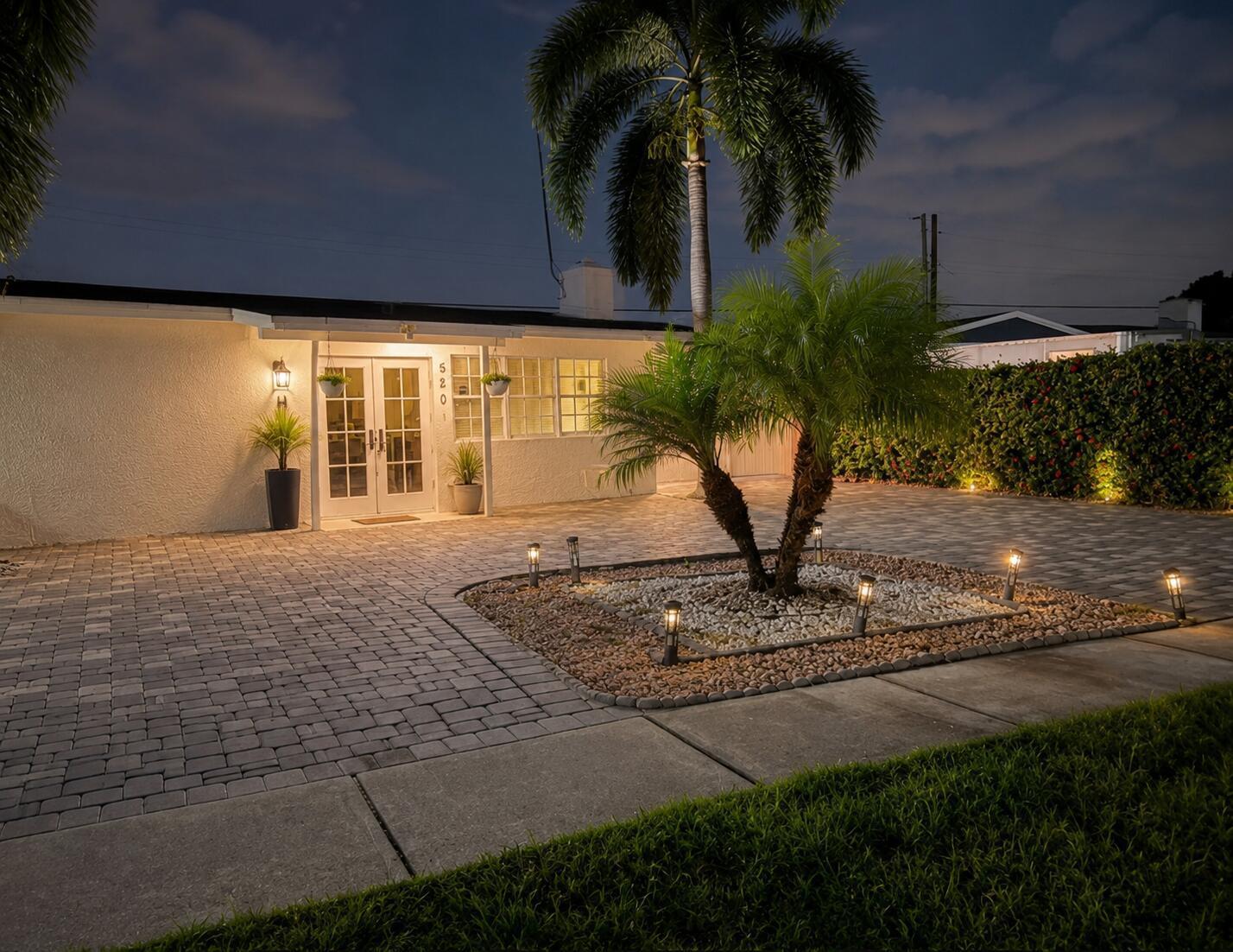 520 CHERRY Road, FL 33409