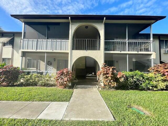 5839 La Pinata Boulevard # 1, FL 33463