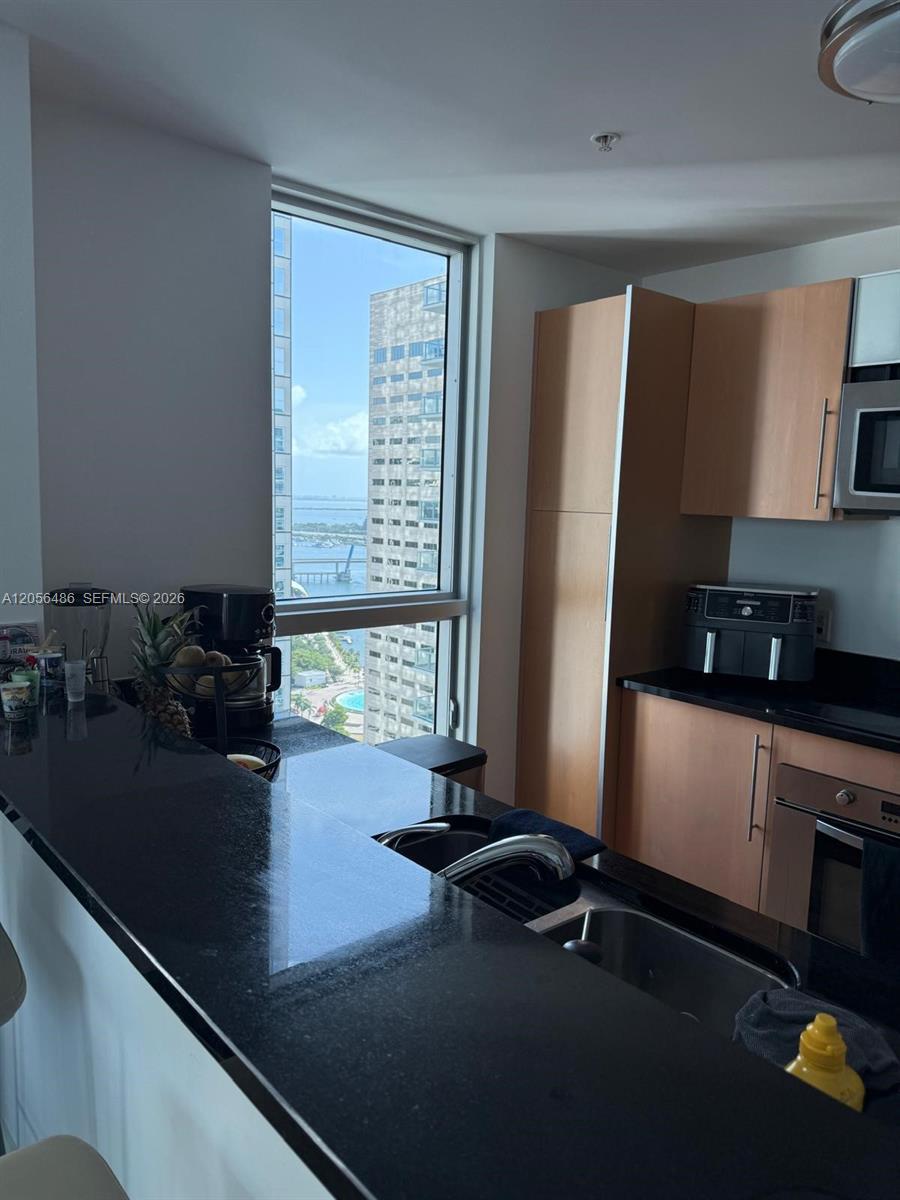 300 S Biscayne Blvd # 3301, Miami FL 33131 photo 3