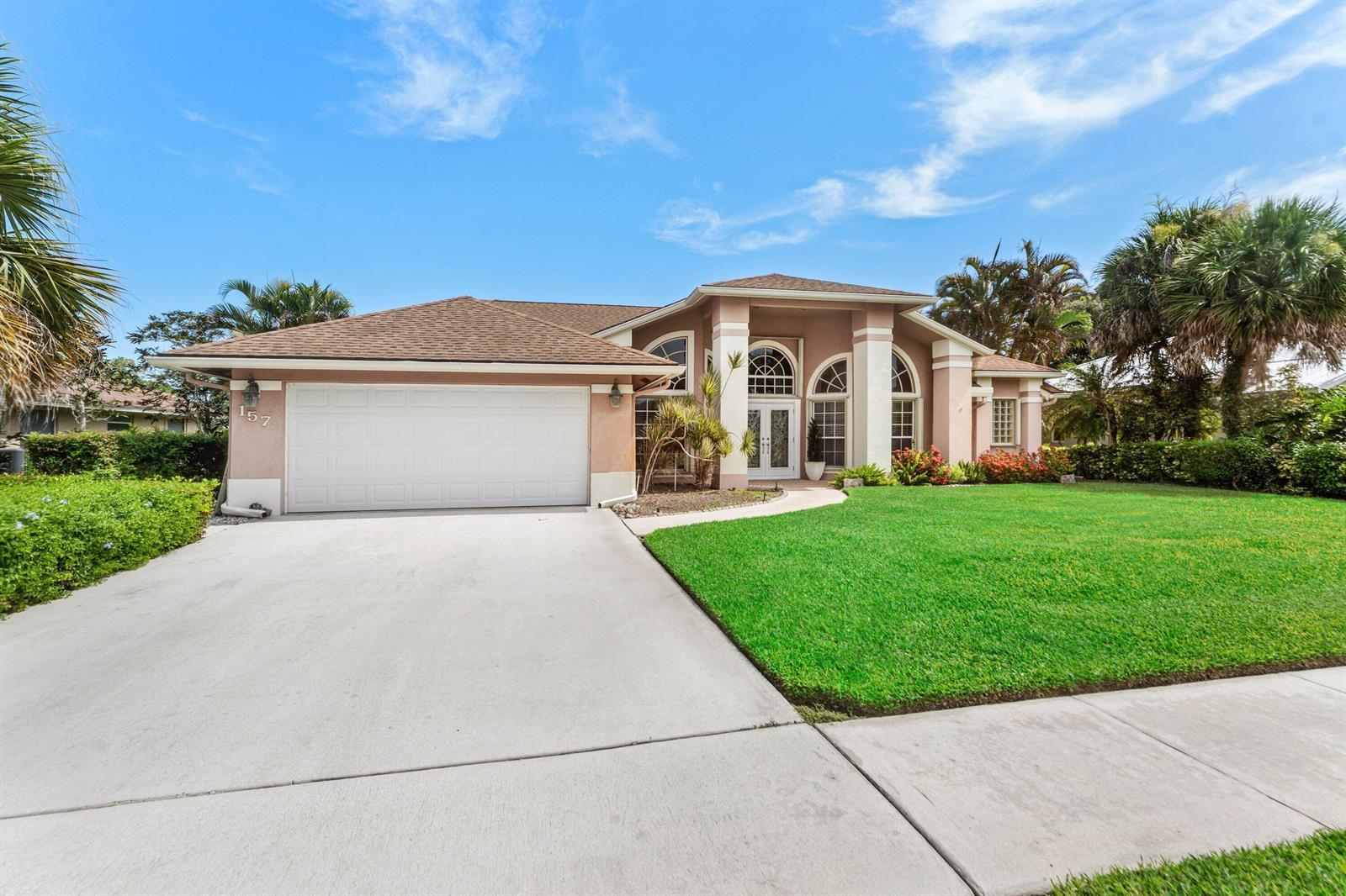 157 MONTEREY Way, Royal Palm Beach FL 33411 photo 3