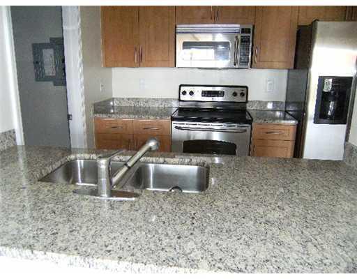 6529 EMERALD DUNES Drive # 302, West Palm Beach FL 33411 photo 2