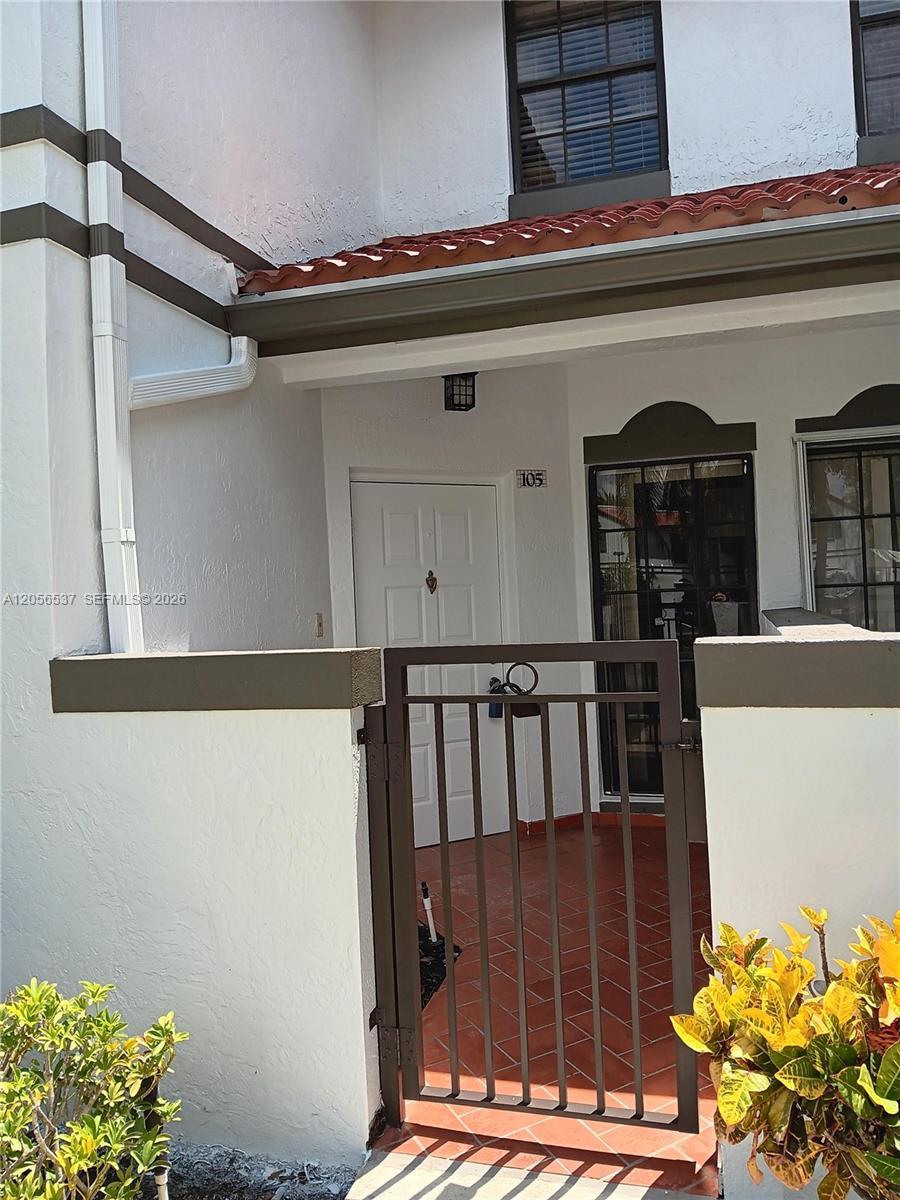 401 SW 158th Ter # 105, Pembroke Pines FL 33027 photo 2