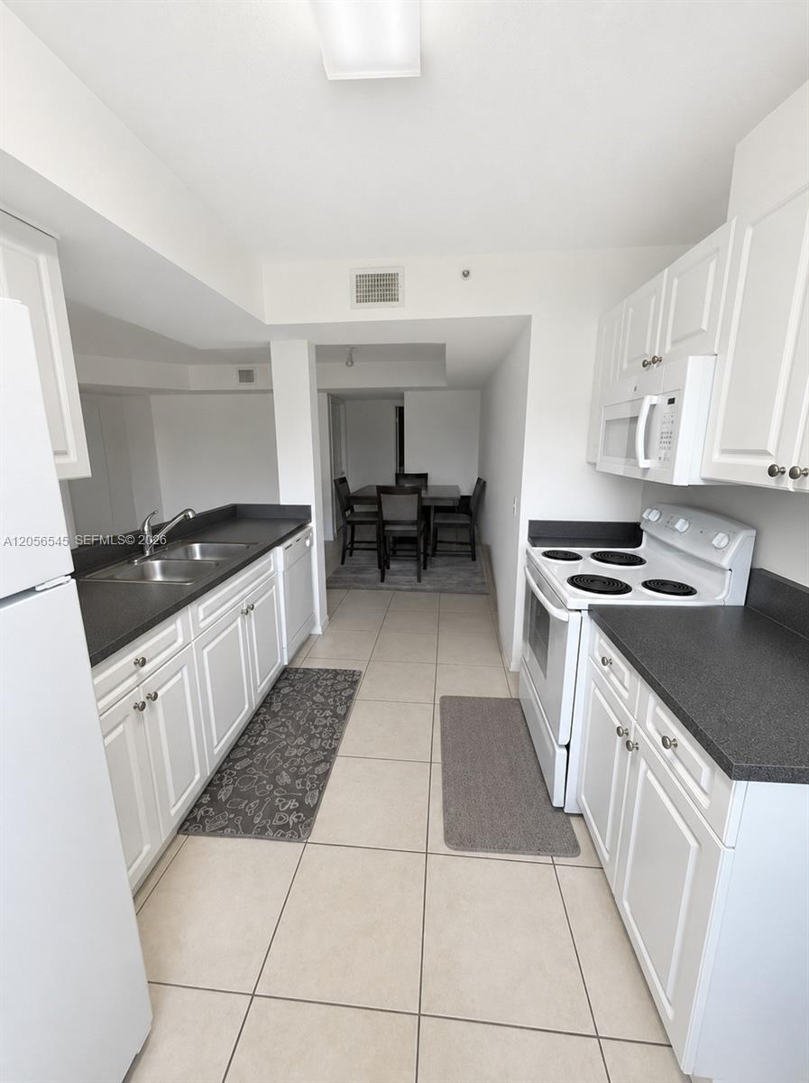 9645 NW 1st Ct # 110, Pembroke Pines FL 33024 photo 4