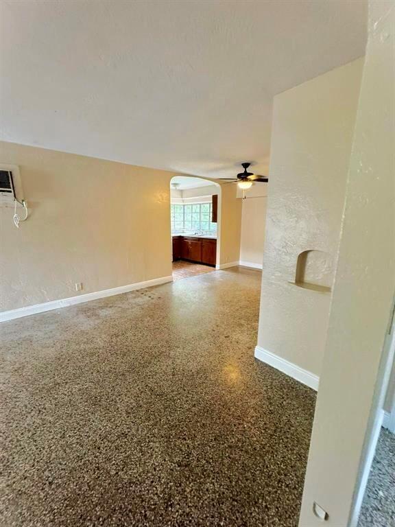 2531 Pierce Street, Hollywood FL 33020 photo 3