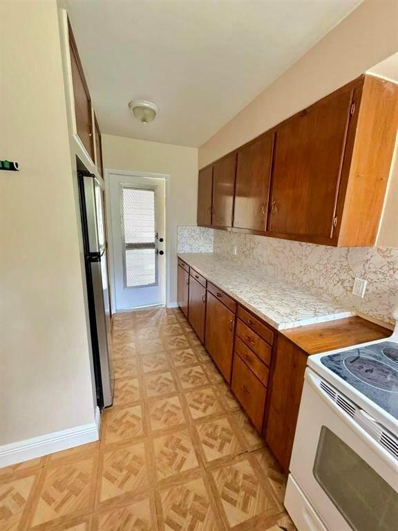 2531 Pierce Street, Hollywood FL 33020 photo 5