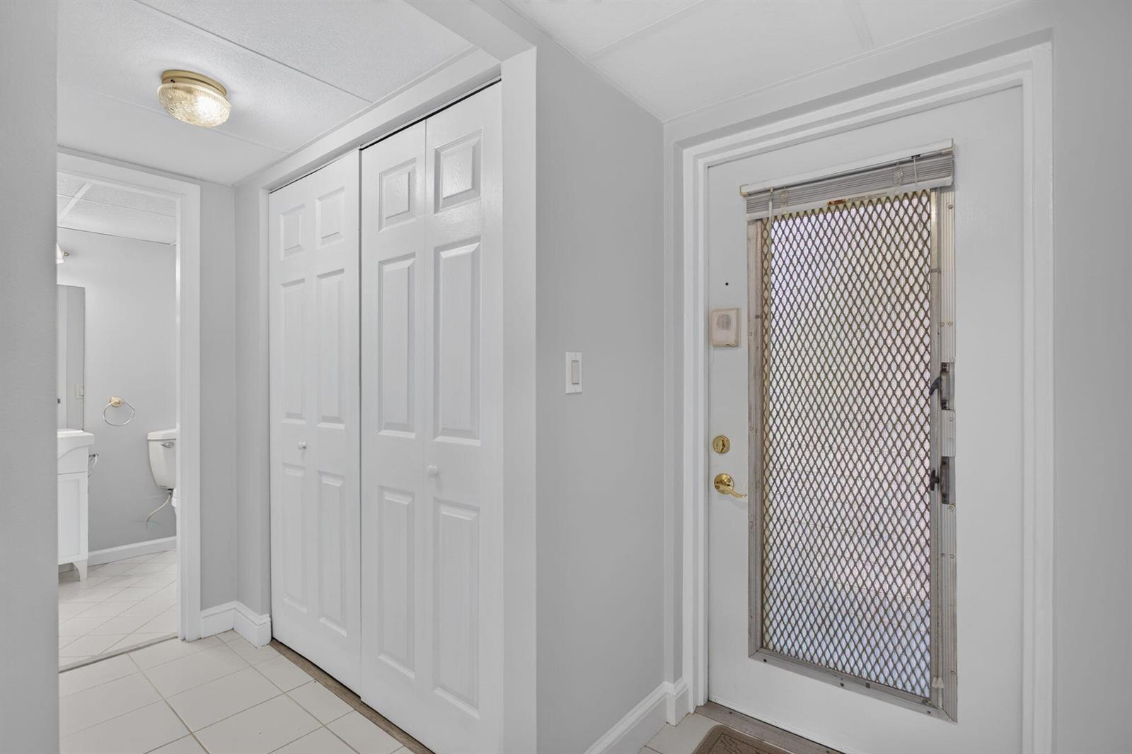 1030 Country Club Drive # 205, Margate FL 33063 photo 3